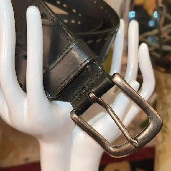 Unisex Genuine Black Perforated Leather Belt with Brushed Silver Buckle XL - Picture 6 of 14